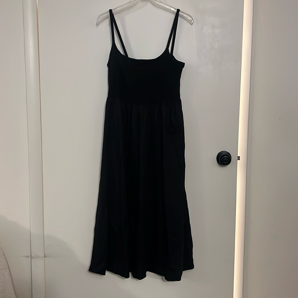 Old Navy Midi spaghetti strap black dress